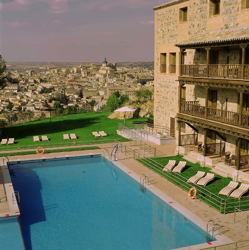 Hotel De 4*